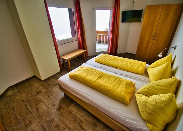 Otel Jungfrau 2*
